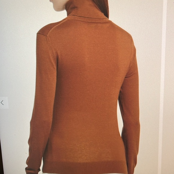 Authentic Loro Piana Neo Piuma Turtleneck size 36 - Picture 9 of 10